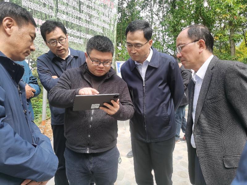 刘明波赴黄山宣讲党的二十届四中全会精神并开展巡林调研 刘明波赴黄山宣讲党的二十届四中全会精神并开展巡林调研