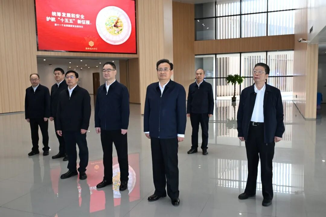 梁言顺王清宪参加2026年全民国家安全教育日活动 梁言顺王清宪参加2026年全民国家安全教育日活动